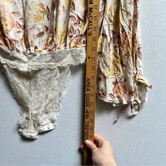 NWT Free People Everything's Rosy Florak Boho Bodysuit Sz S - Picture 11 of 11